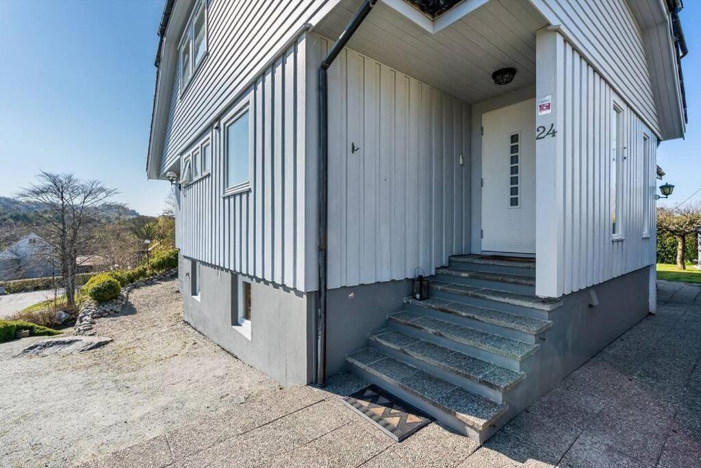 Large Home In Sola Tananger Extérieur photo