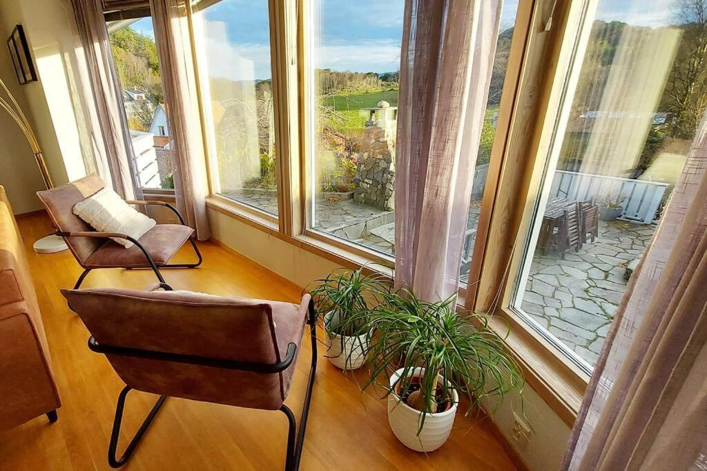 Large Home In Sola Tananger Extérieur photo
