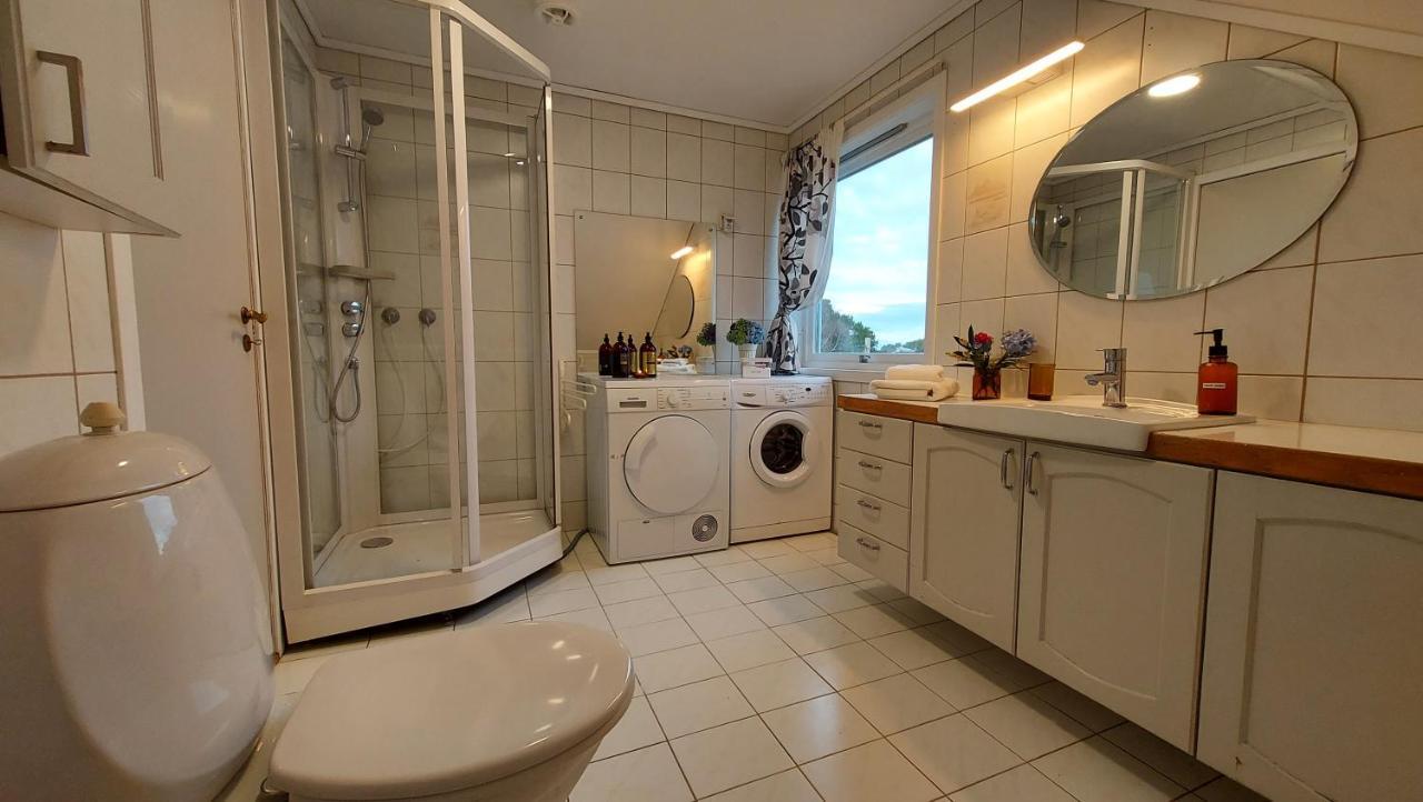 Large Home In Sola Tananger Extérieur photo